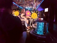 Promenade en limo Hummer avec strip-teaseuse